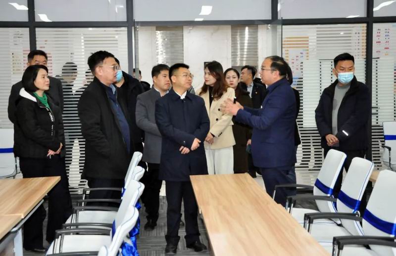 1648436581785905.jpg 640 (5).jpg