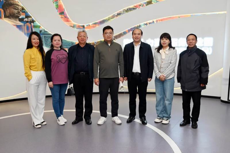 1740019594535863.jpg 3.jpg